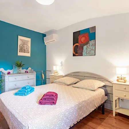 Joli A Apartment